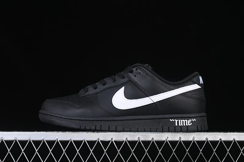 All categories Nk SB Dunk Series Nk SB Dunk Low High-end customized low-top sneakers Nike SB Dunk Low All black and white hook Anniversary high-end customized low-top casual sneakers HF5441-100